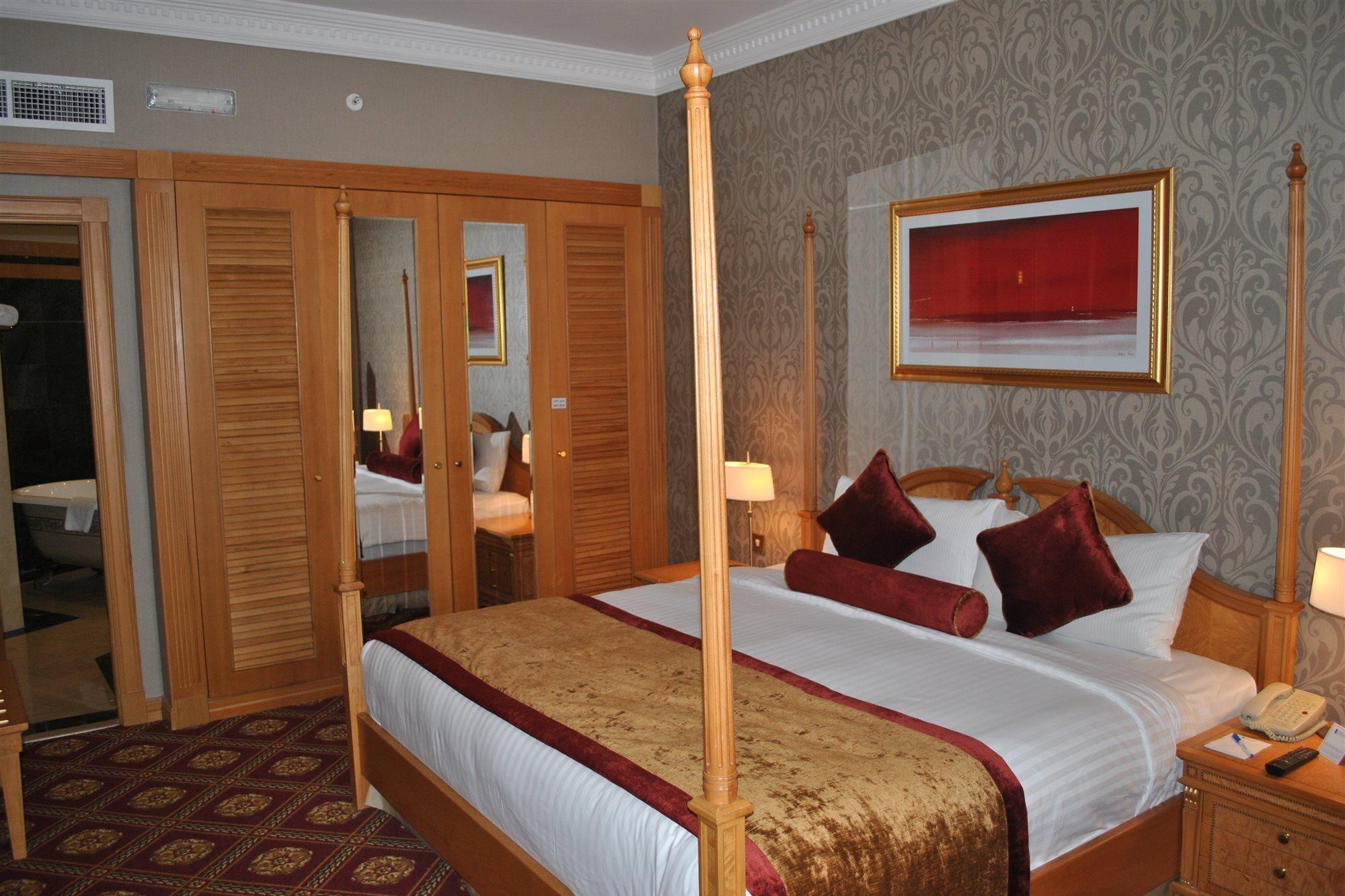 Chelsea Plaza Отель 3*