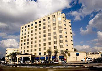Отель Chelsea Plaza